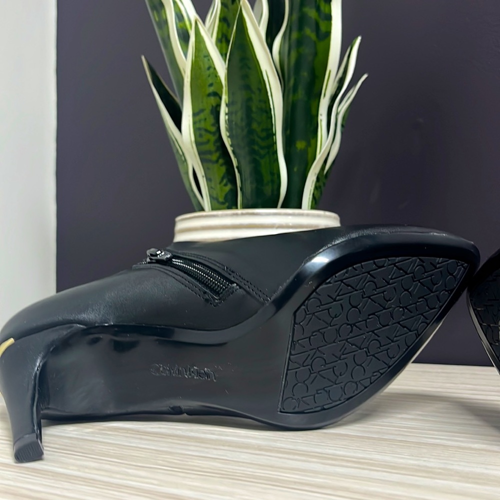 WOMENS SHOES—-CALVIN KLEIN!! EUC 🖤 - Picture 8 of 11